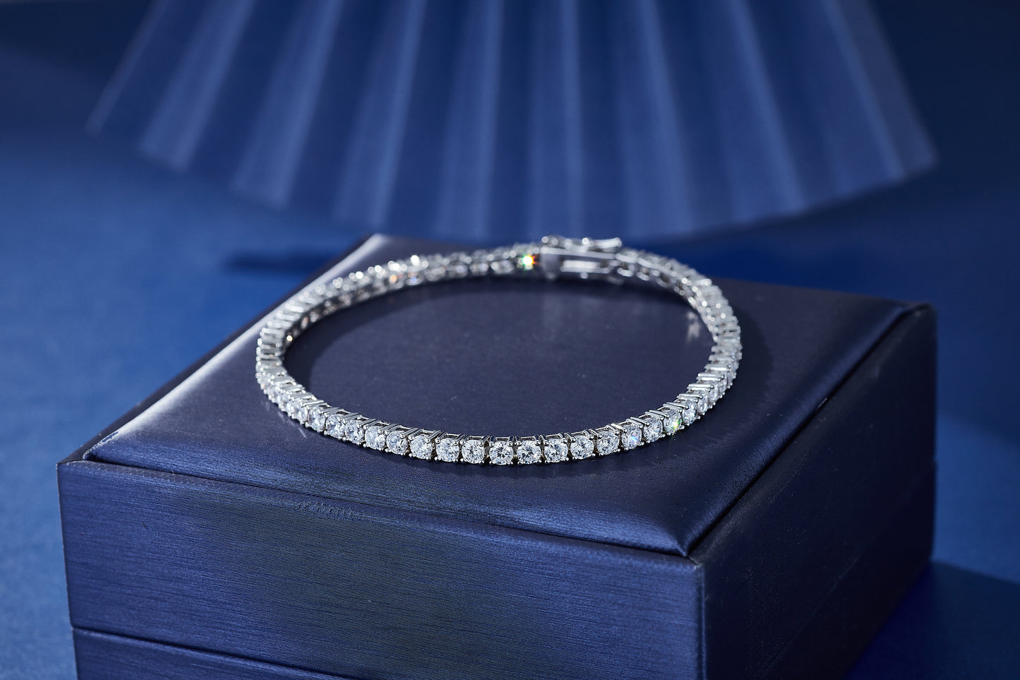 Bratara Tennis cu cristale cubic zirconia placata cu rodiu
