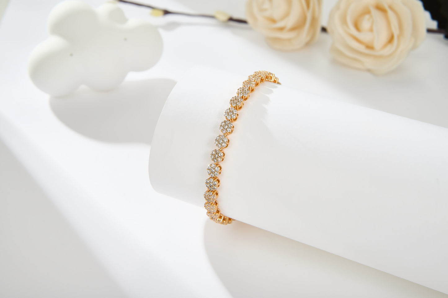 Bratara Grace cu cristale cubic zirconia placata cu aur 14k