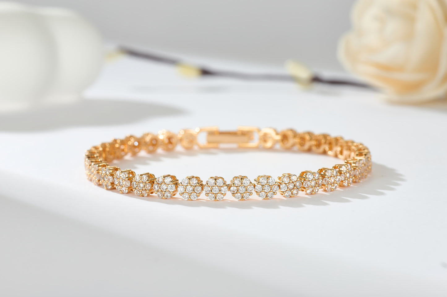 Bratara Grace cu cristale cubic zirconia placata cu aur 14k