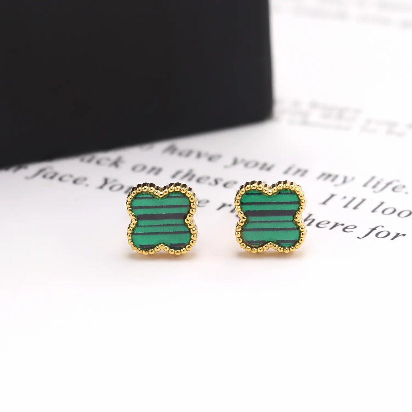 Cercei Clover Green placati cu aur de 18k